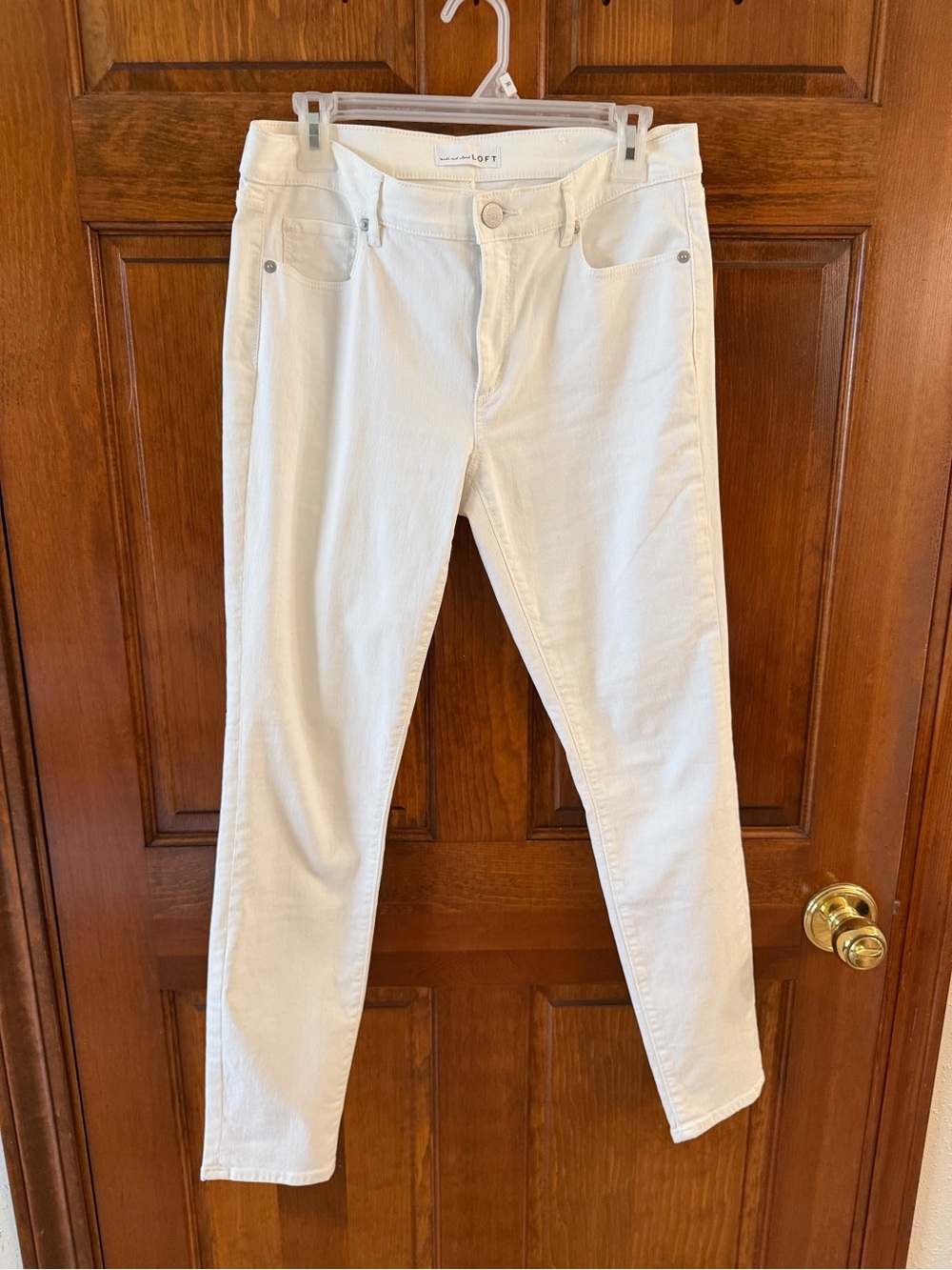 LOFT Off-White Skinny Jeans